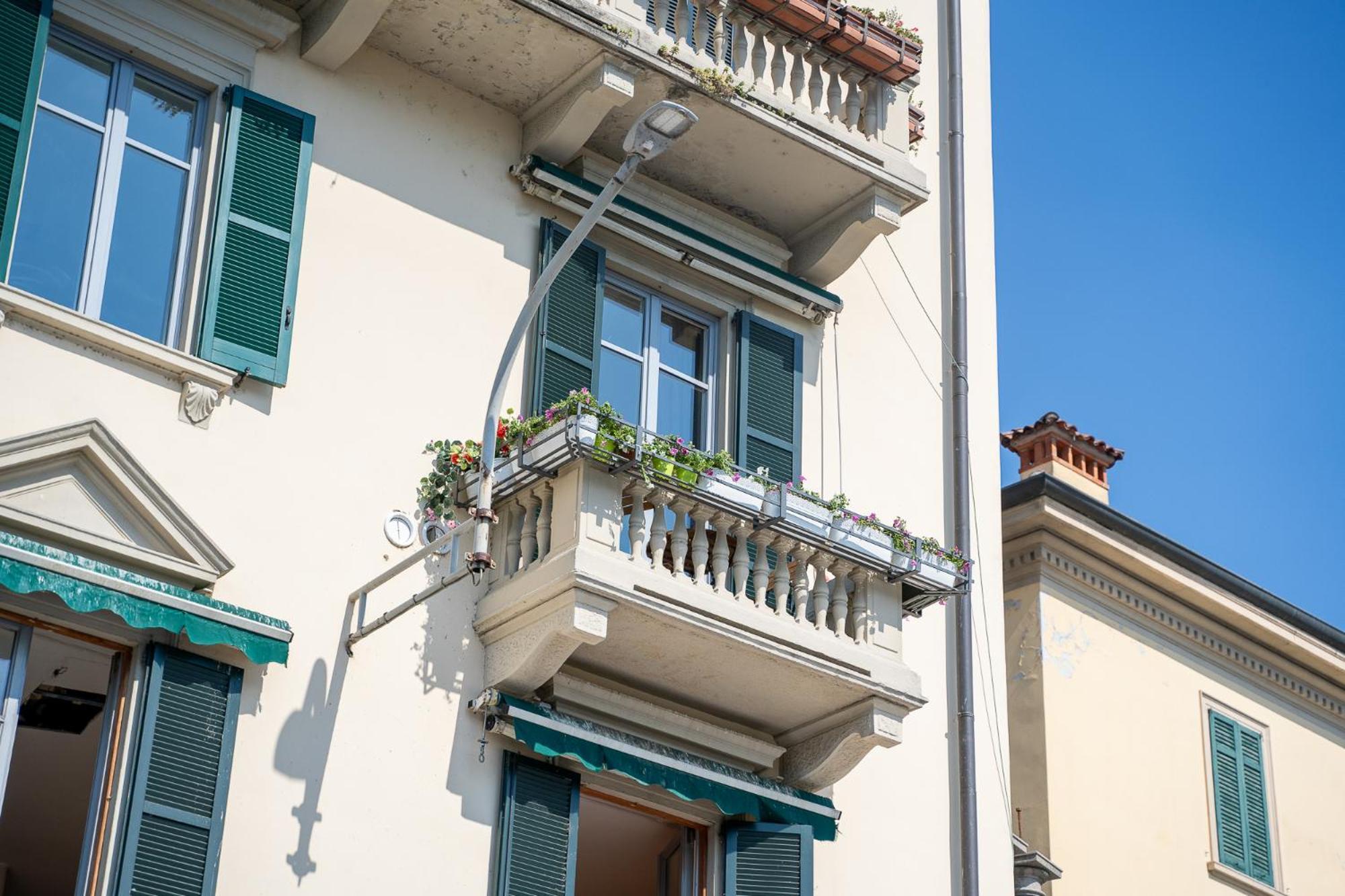 Appartamento Esclusivo Fronte Lago, In Centro A Como Con Garage Exteriér fotografie